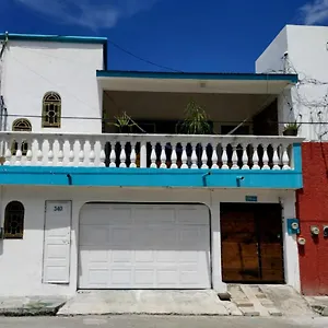 Casa Calido קוזומל